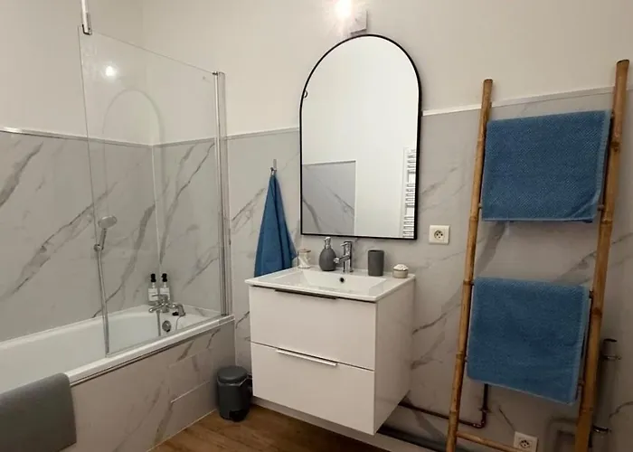 Апартаменты Le Cocon Entre Douceur Et Nature *